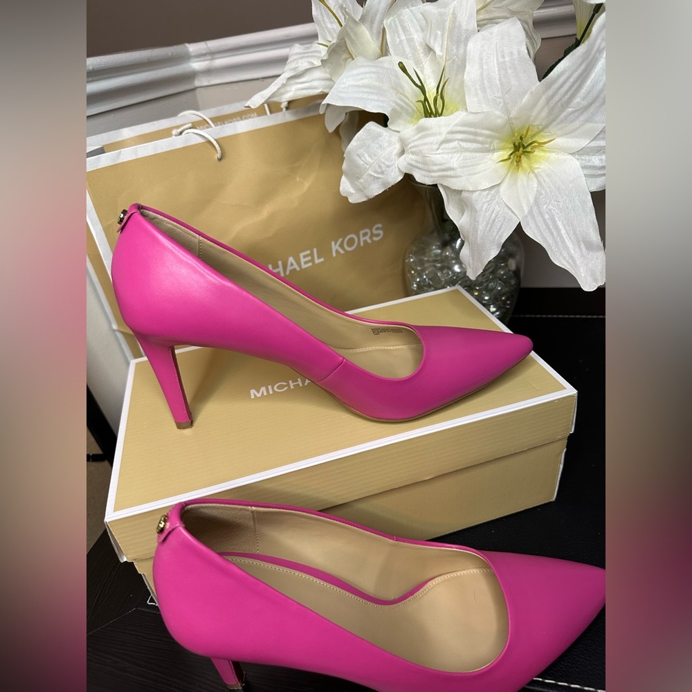 Michael Michael Kors Dorothy Flex French pink women’s pump - Picture 5 of 17